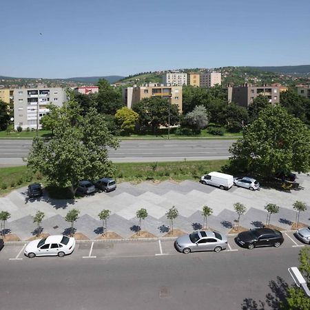 Laterum Economy Hotel Pécs Exterior foto